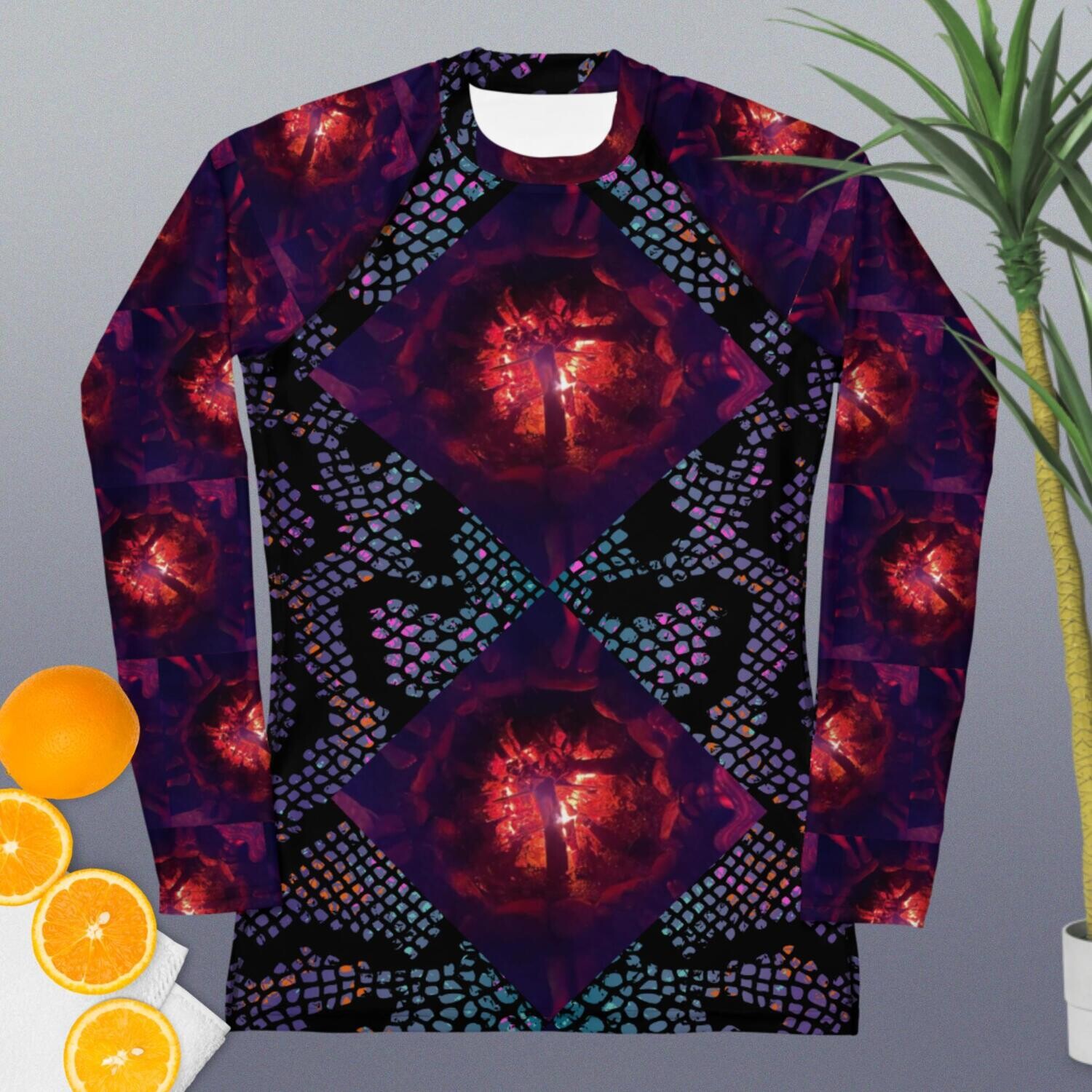 Women&#39;s Fire Circle Rash Guard