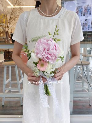 捧花胸花 Bouquet
