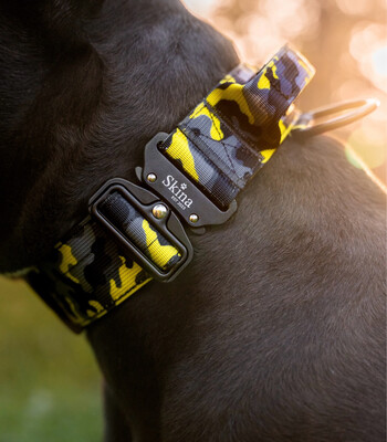 Halsband mit Sicherheitsschnalle & Haltegriff „Gelbes Camouflage“
