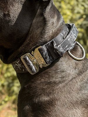 Taktisches Halsband mit Sicherheitsschnalle &amp; Haltegriff "FLOWER"
