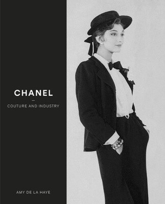 CHANEL  by Amy de la Haye
