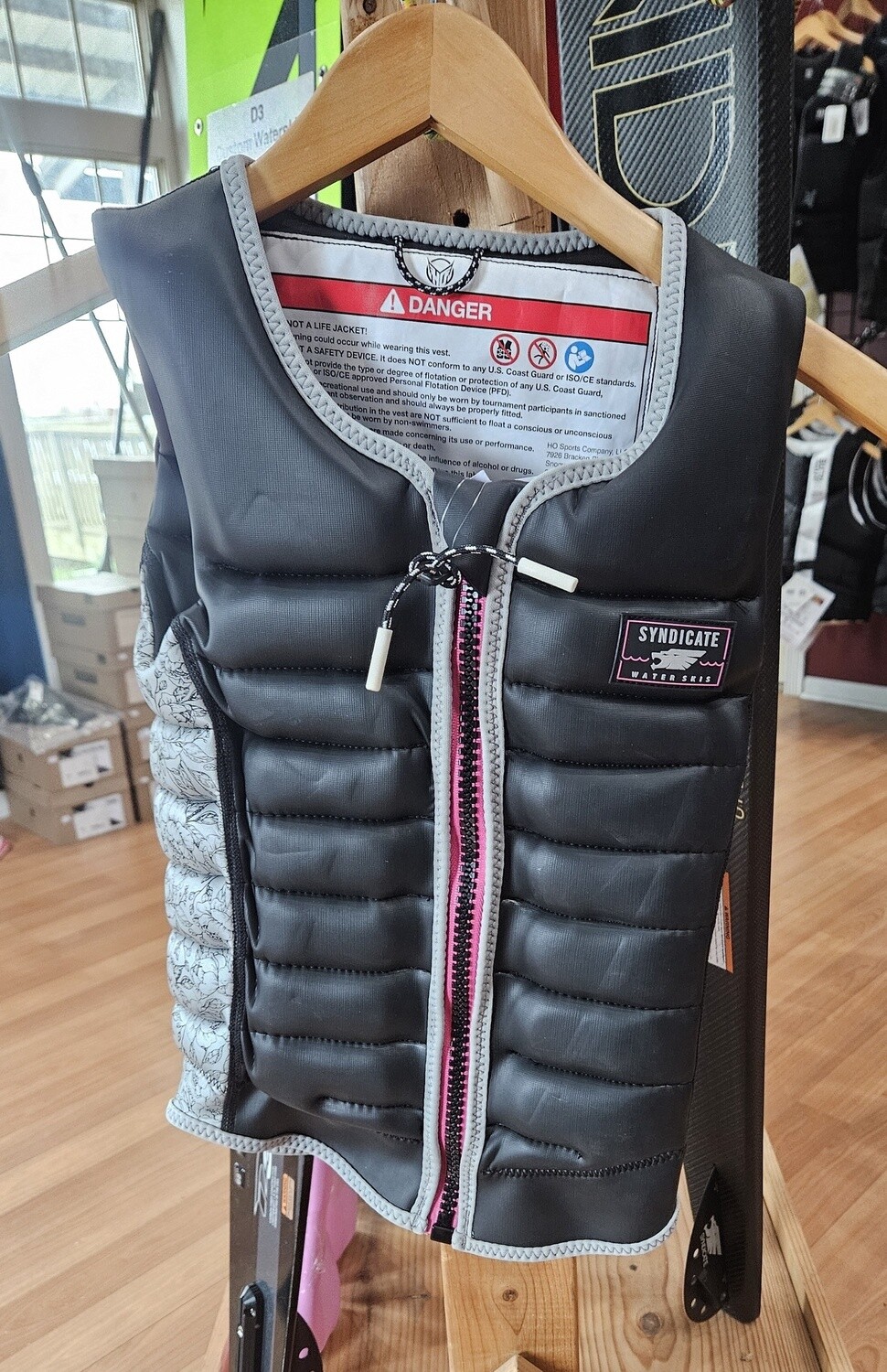 HO NCGA Women&#39;s Ethos Vest, Size: X-Small