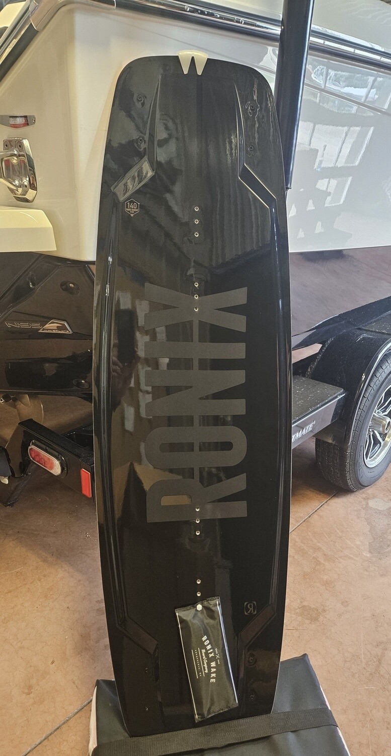 2024 Ronix Parks Board, Size: 135