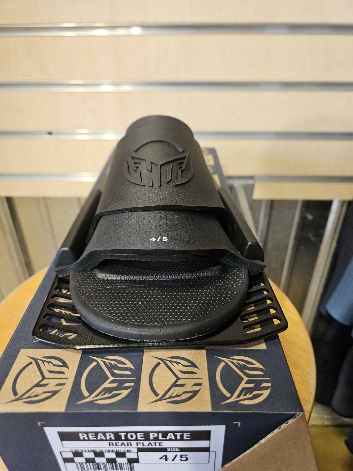 HO Fitted Rear Toe Plate, Size: Size 4/5