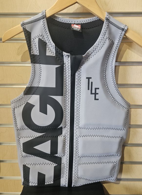 Eagle Men&#39;s Pro Logo Vest w/ TLE Brand