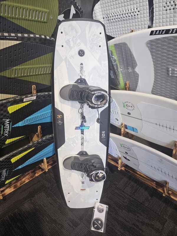 2025 Hyperlite Murray 150 with 11-12 Team Bindings