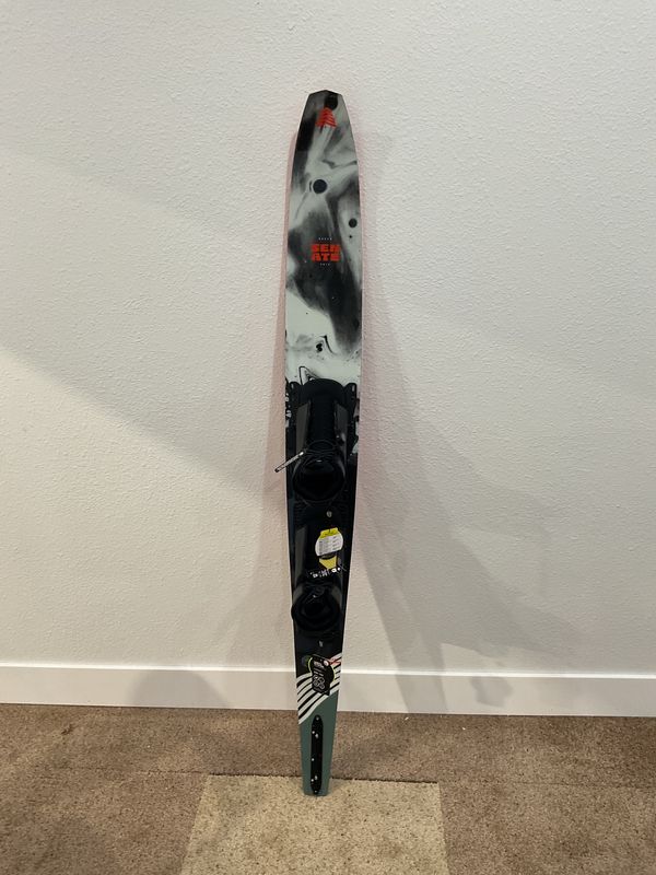 2025 67 Graphite Senate w/ Standard Double Vector Package