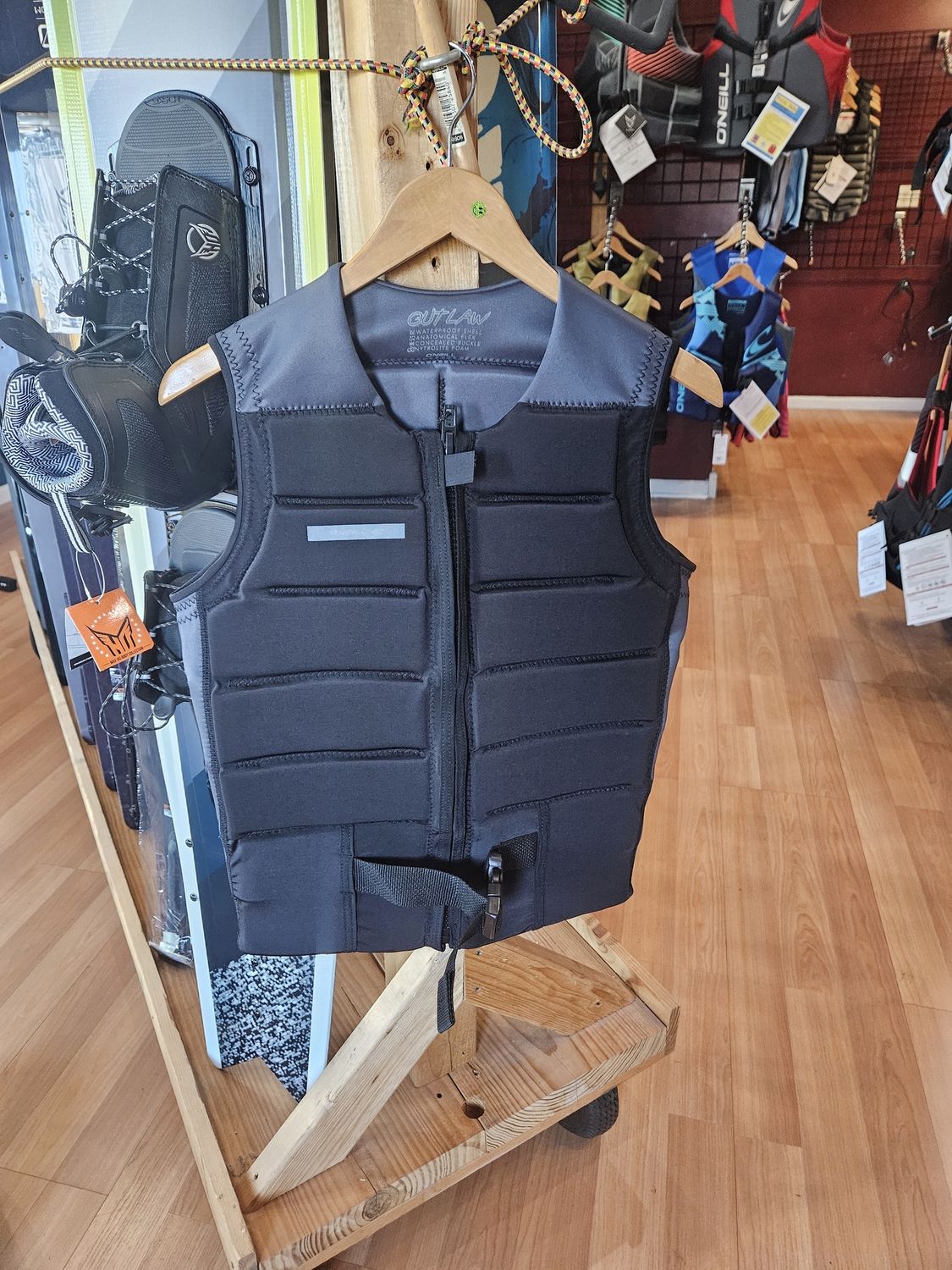 O'Neill Outlaw Comp Vest, Size: Small