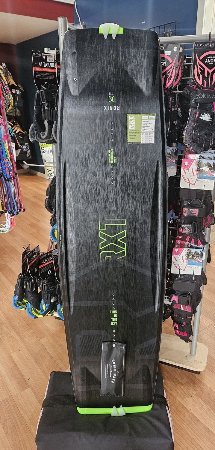 2024 Ronix RXT Wakeboard Blackout Technology, Size: 144