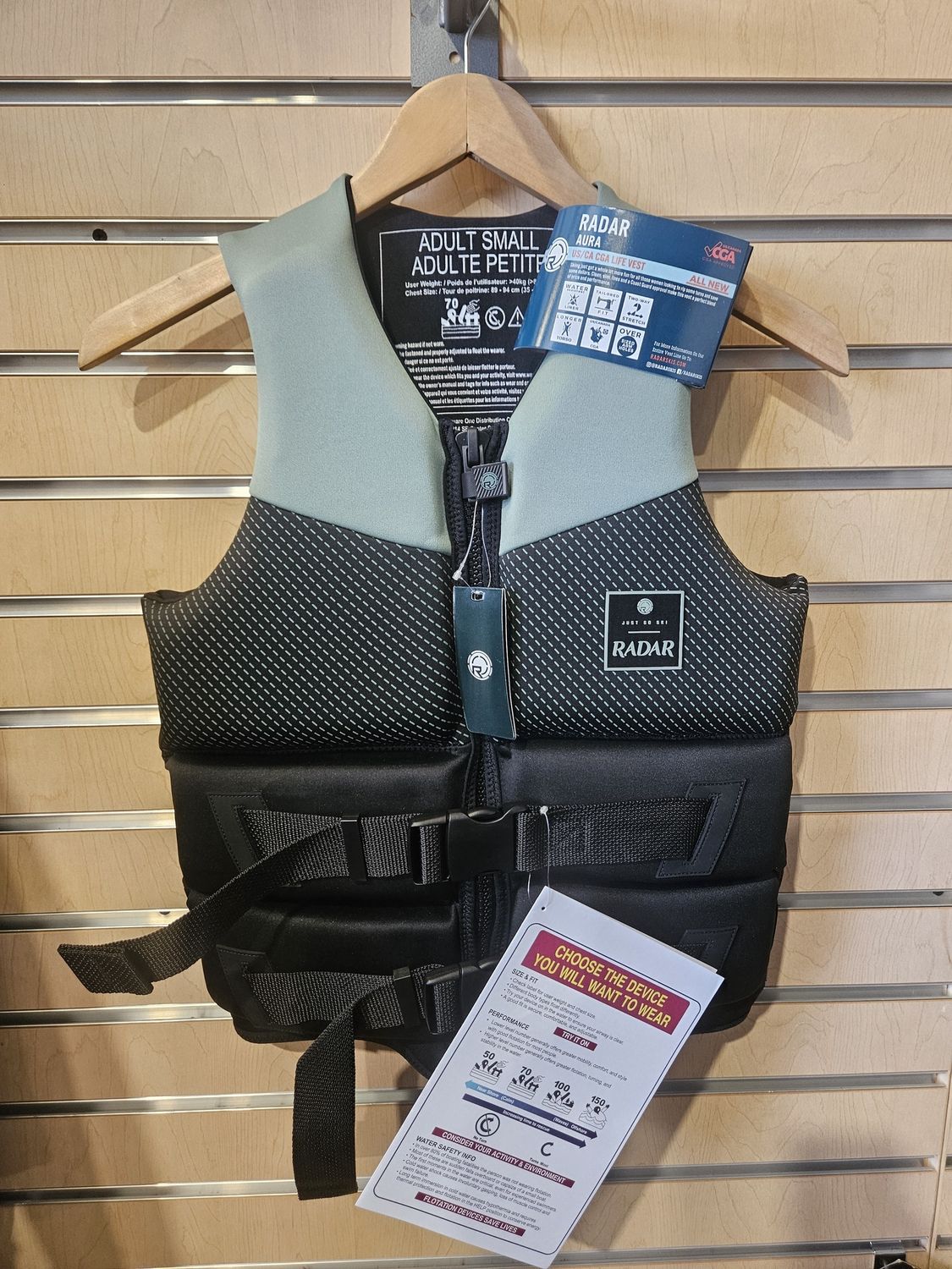 Radar Aura Women's Life Vest, Size: Small