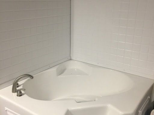 Bathtub, Bathtub Surrounds and Doors