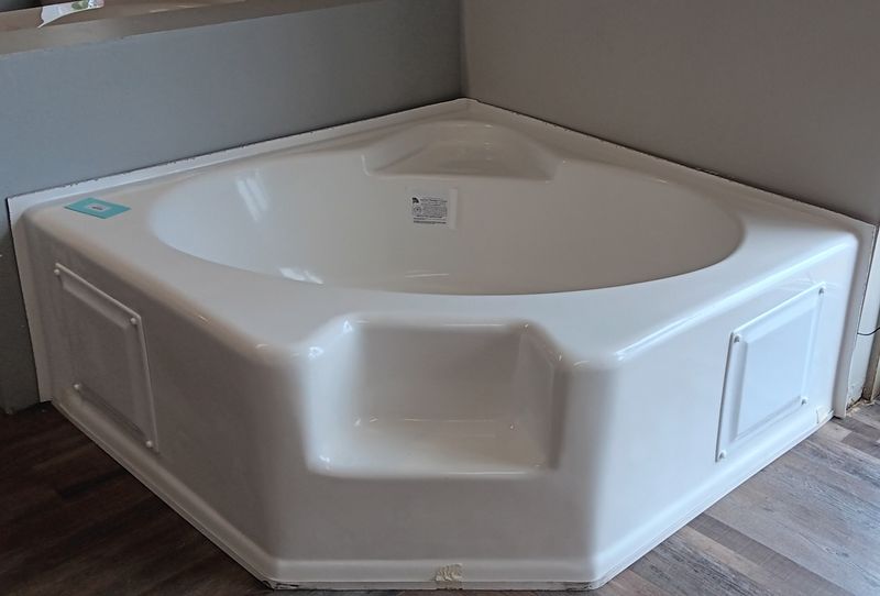 54x54 Corner Garden Tub RD