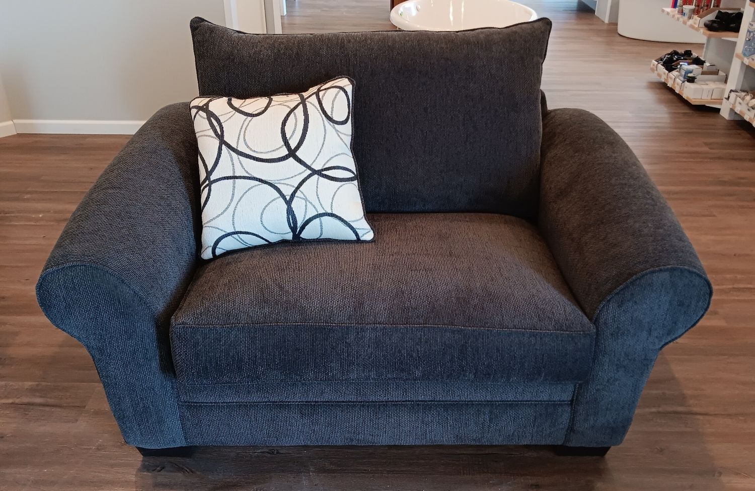 Othello Black Oversized Chair