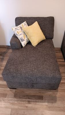Saline Fluffdaddy Carbon Right Chaise