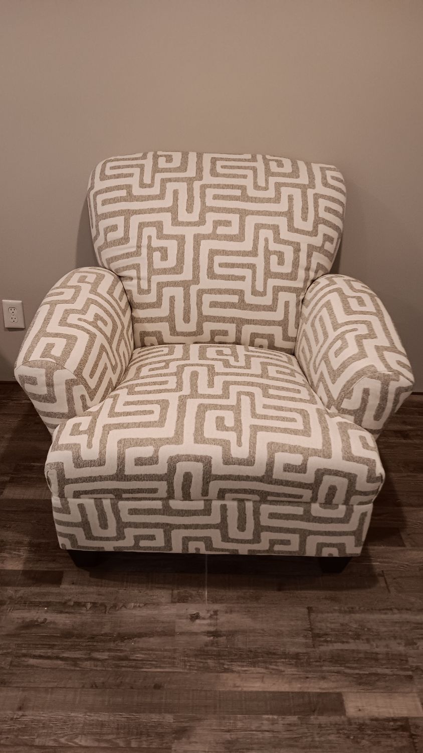 Sanibel Colonist Oatmeal Accent Chair