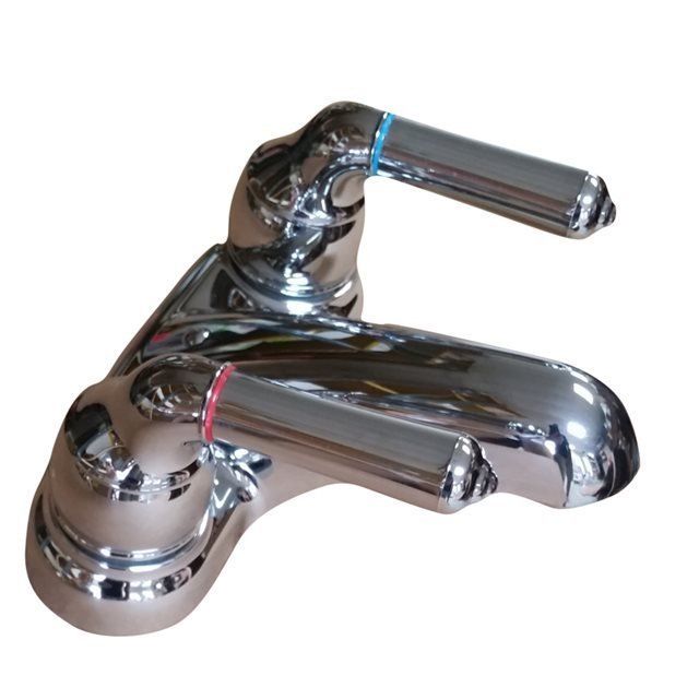 FAUCET LAVATORY 4" CHROME, LEVER HANDLES