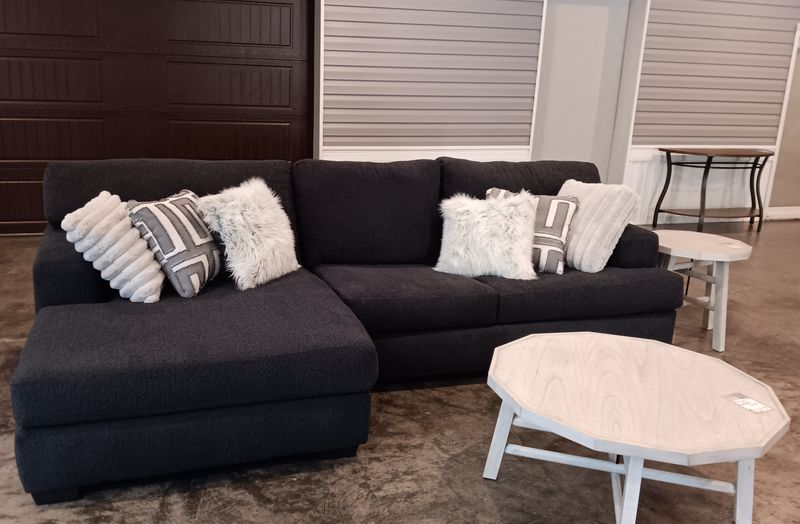 Vicking Asphalt Sectional