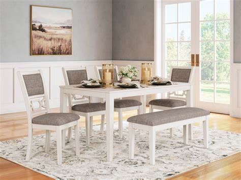 Erinberg Dining Table