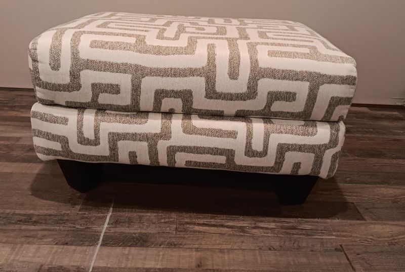 Totem Oatmeal Ottoman