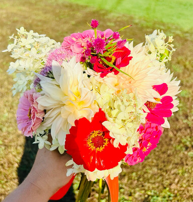 Lake Orion Prom Coordinating Bouquet With Ribbon Handle