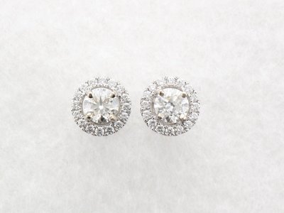 Ladies 18 carat diamond earrings
