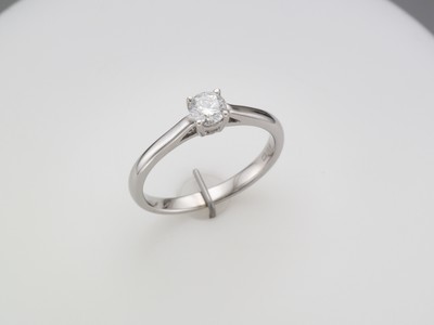 18 carat white gold brilliant cut diamond solitaire ring