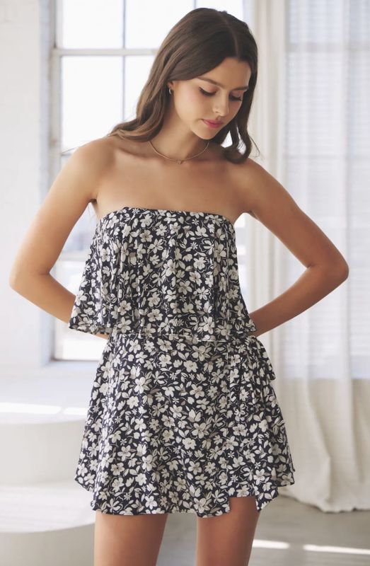 Sleeveless Ruffle Floral Romper