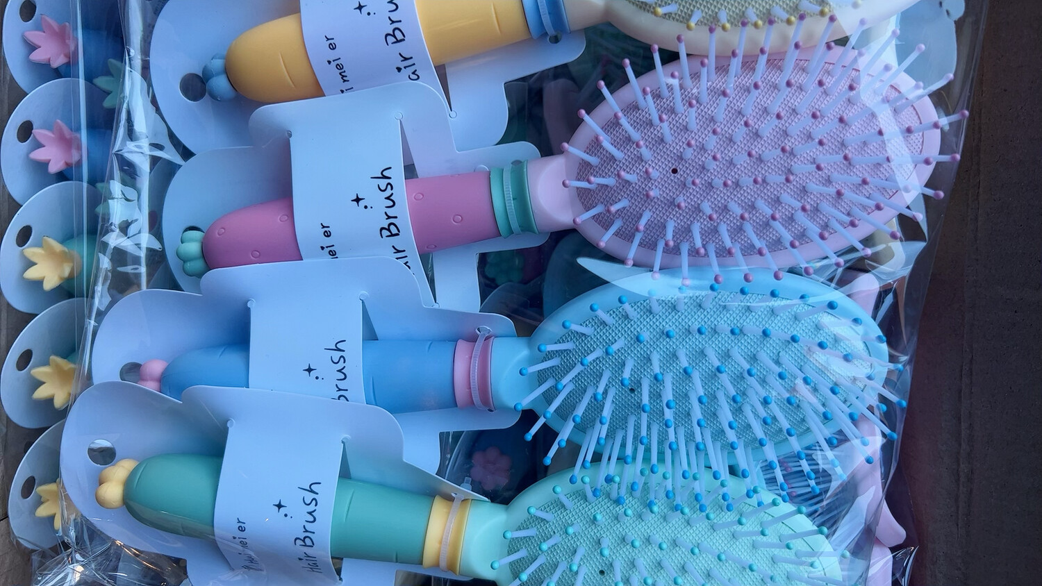 Colored Air Cushion Comb, Scalp Massage Hairdressing Comb, Detangling Hair Brush For All Hair Types