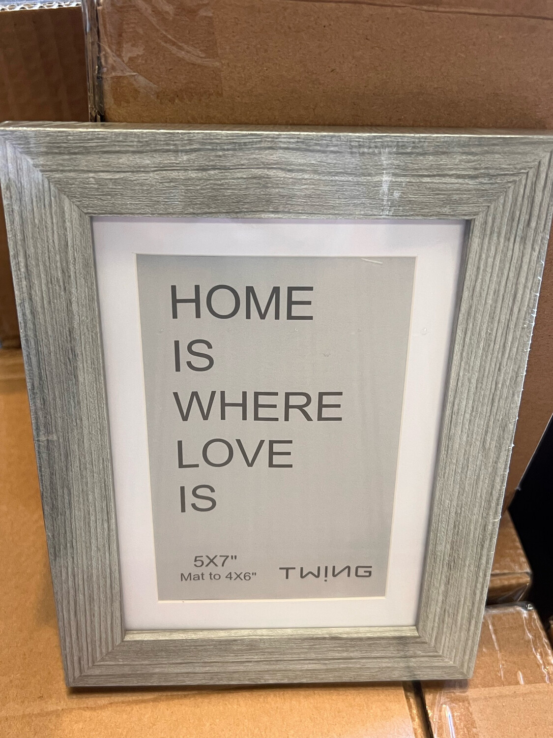 TWING 5x7 Picture Frame Contemporary Nordic Photo Frames Display Pictures 4x6 with Mat or 5X7 Without Mat, Home Decorative Photo Frames Pre-Installed
