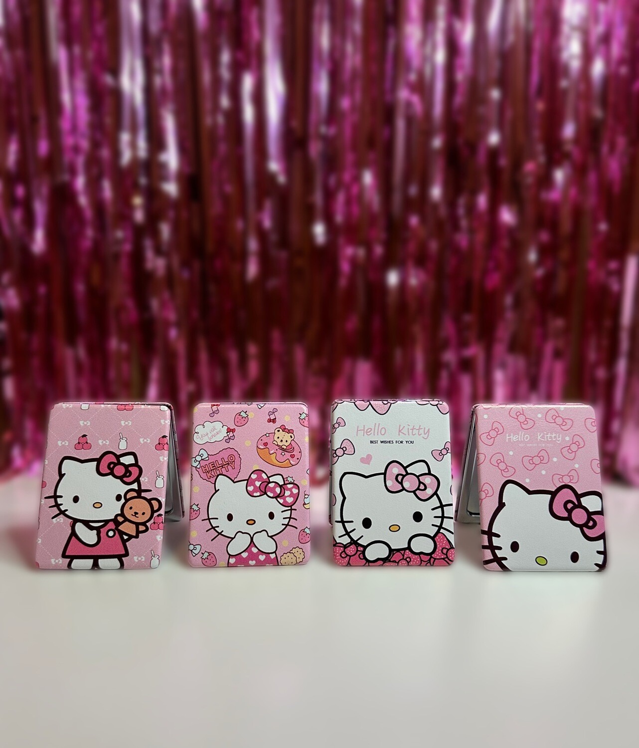 Hello Kitty&#39;s Dual View Compact Mirror