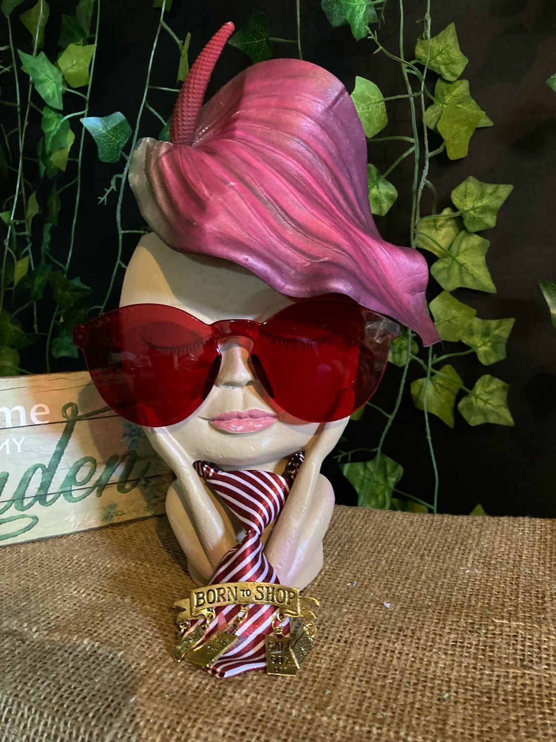 Ms. Retail Reign