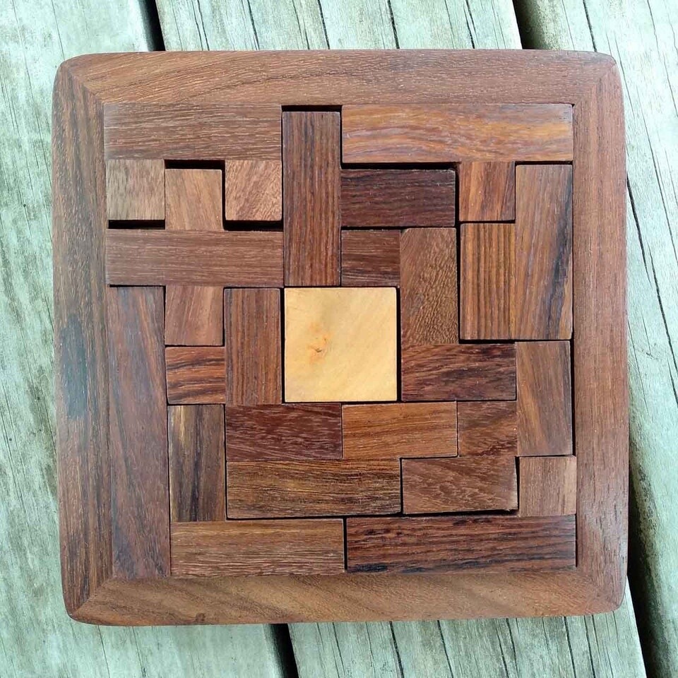 Wooden Puzzle Game - Zig Zag