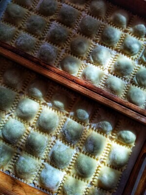 Basil Pesto &amp; Ricotta Ravioli