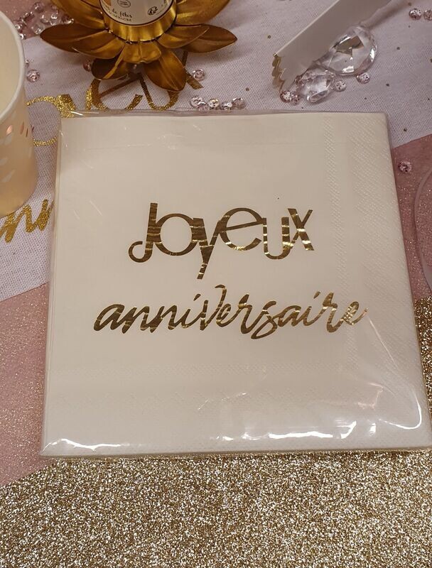 Serviette blanche joyeux anniversaire or X 20