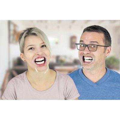 Jeu écarte bouche "répète après moi"