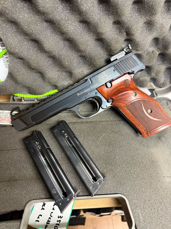 Smith &amp; Wesson Model 41 Performance Center | Ex-Demo