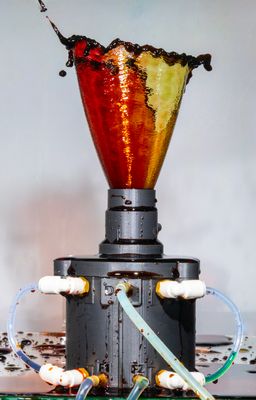 Druckgefäss für 2 Farben mit 1 Düse