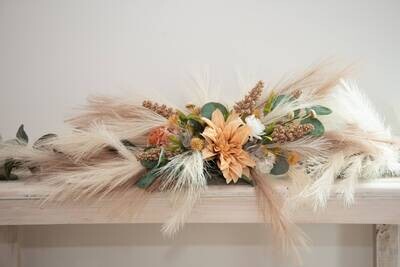 Rustic Romance Pampas Table Runner (Rental)