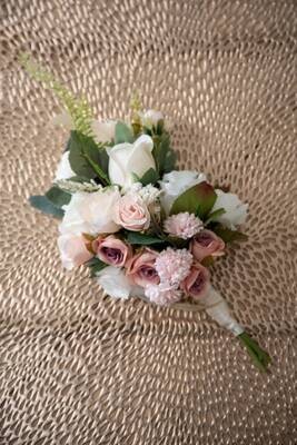 Pretty in Pink Posy (Purchase)