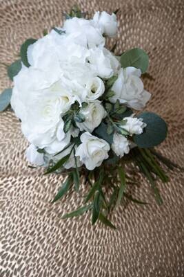 Heavenly Scent Bridesmaid Bouquet (Rental)