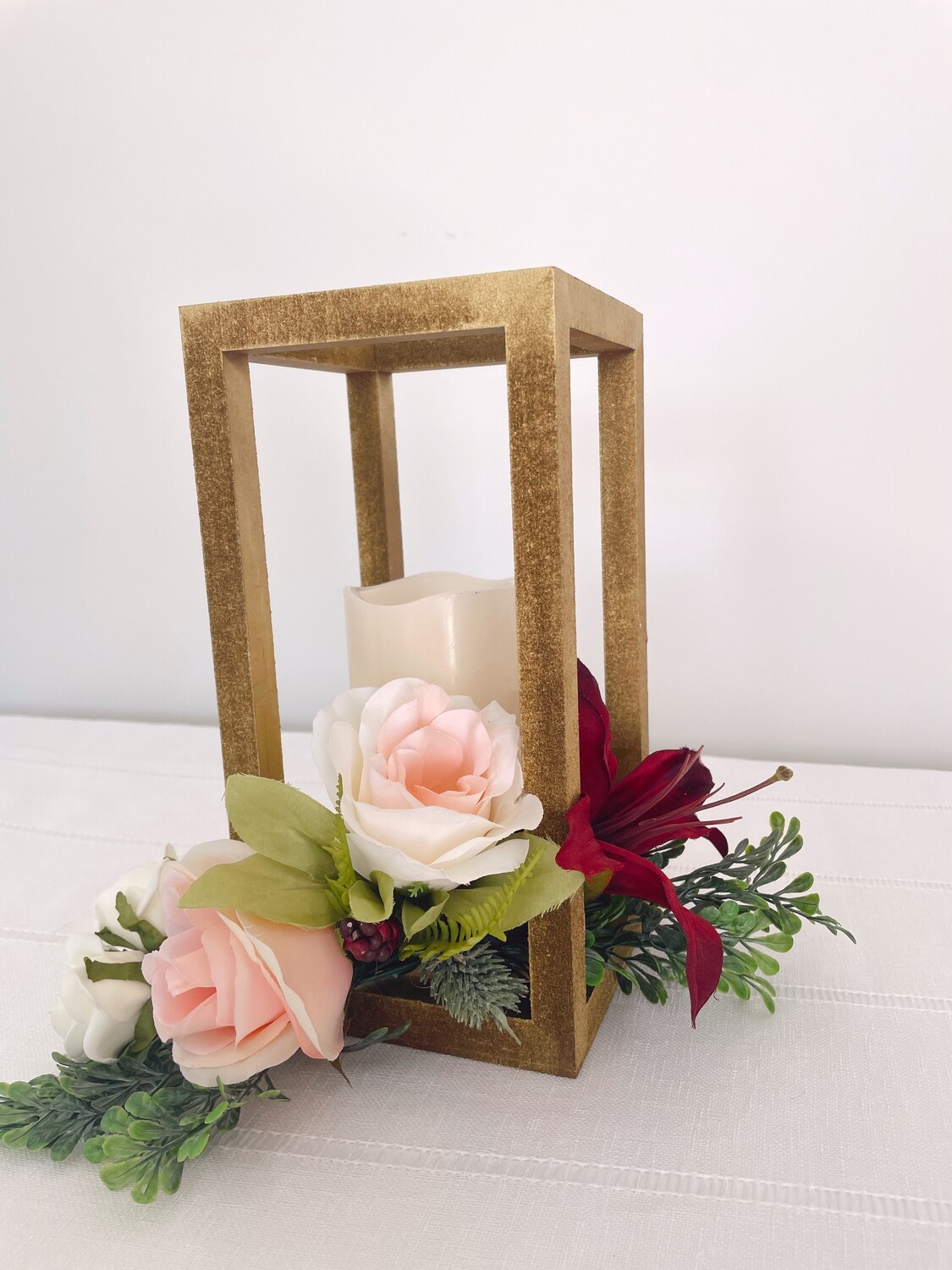 Sweet Merlot Candle Wood Center Piece (Rental)