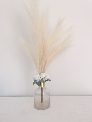 Rustic Romance Pampas Med Glass Vase Centerpiece (Rental)