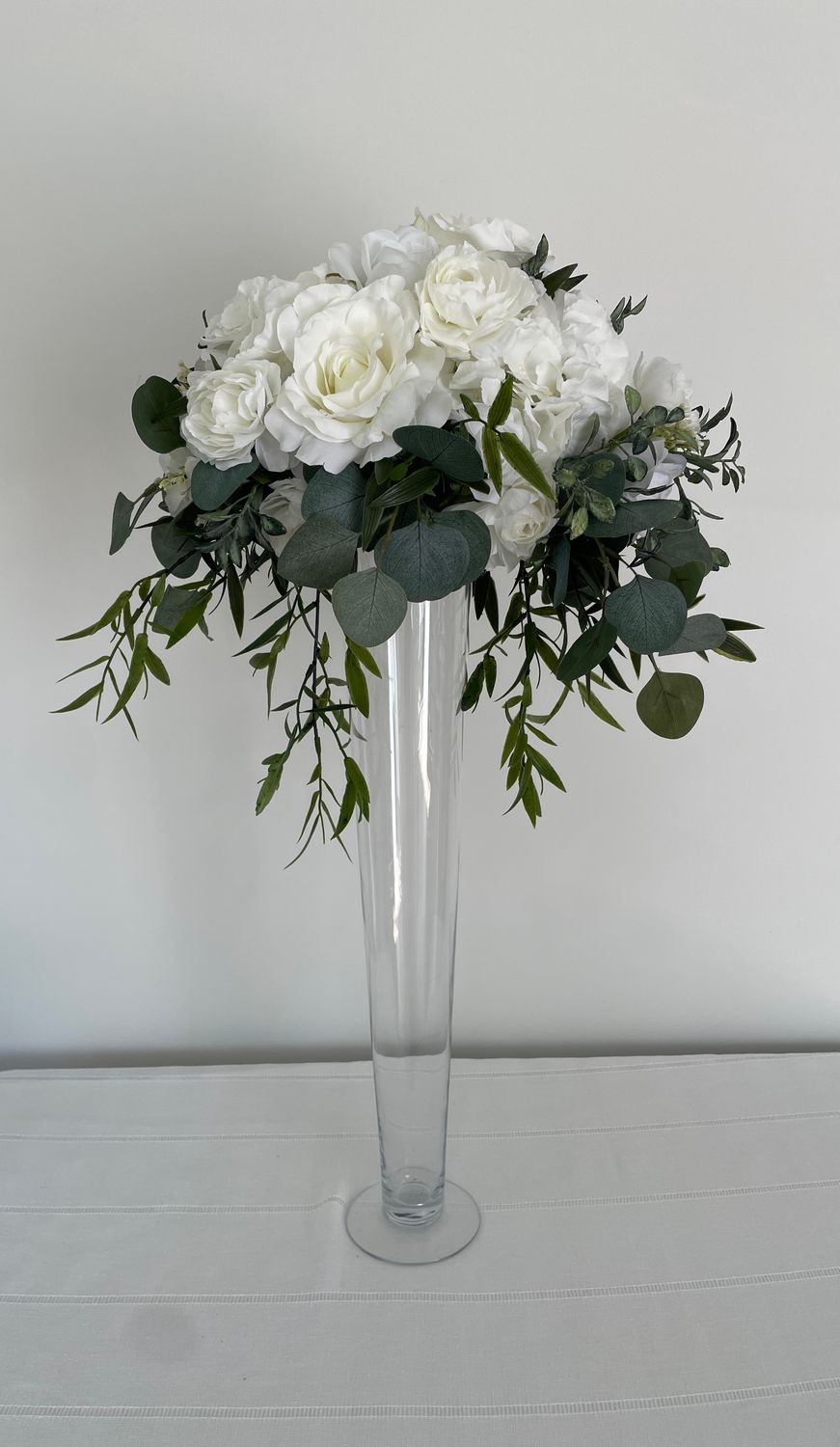 Heavenly Scent Large Glass Vase Centerpiece (Rental)