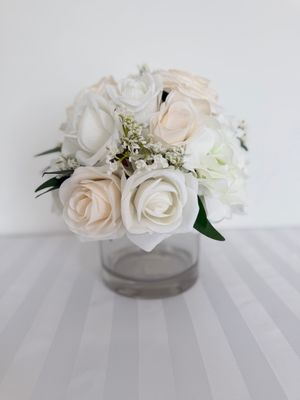 Heavenly Scent Petite Glass Vase Centerpiece (Rental)