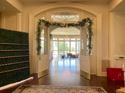 Pretty in Pink Door Garland (Rental)