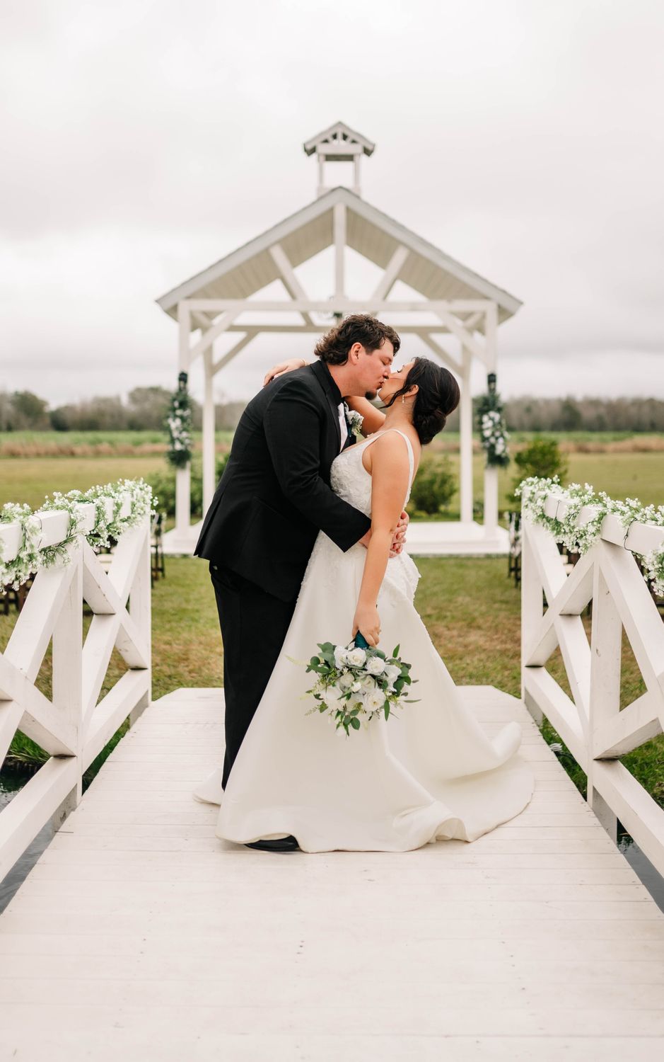 Heavenly Scent Baby Breath Vine (Rental)