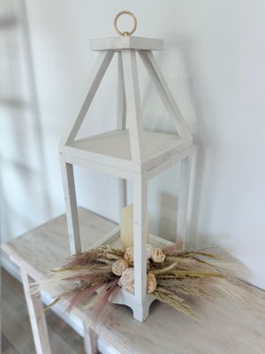 Blushing for You Lantern (Rental)