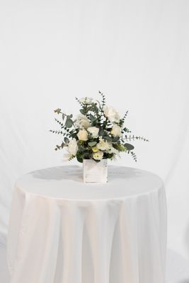 Field of Dreams Boxwood Centerpiece (Rental)