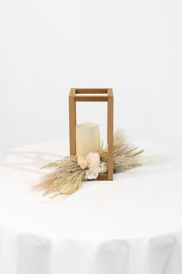 Blushing for You Candlewood Centerpiece (Rental)