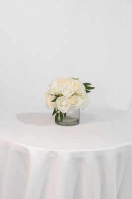 Field of Dreams Glass Petite Vase Centerpiece (Rental)